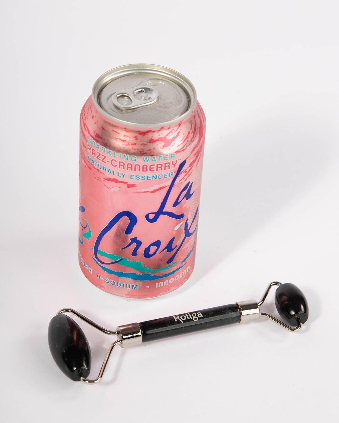 Revitalize, Tighten, and Glow: Experience the Rollga Facial Roller for Next-Level Skincare